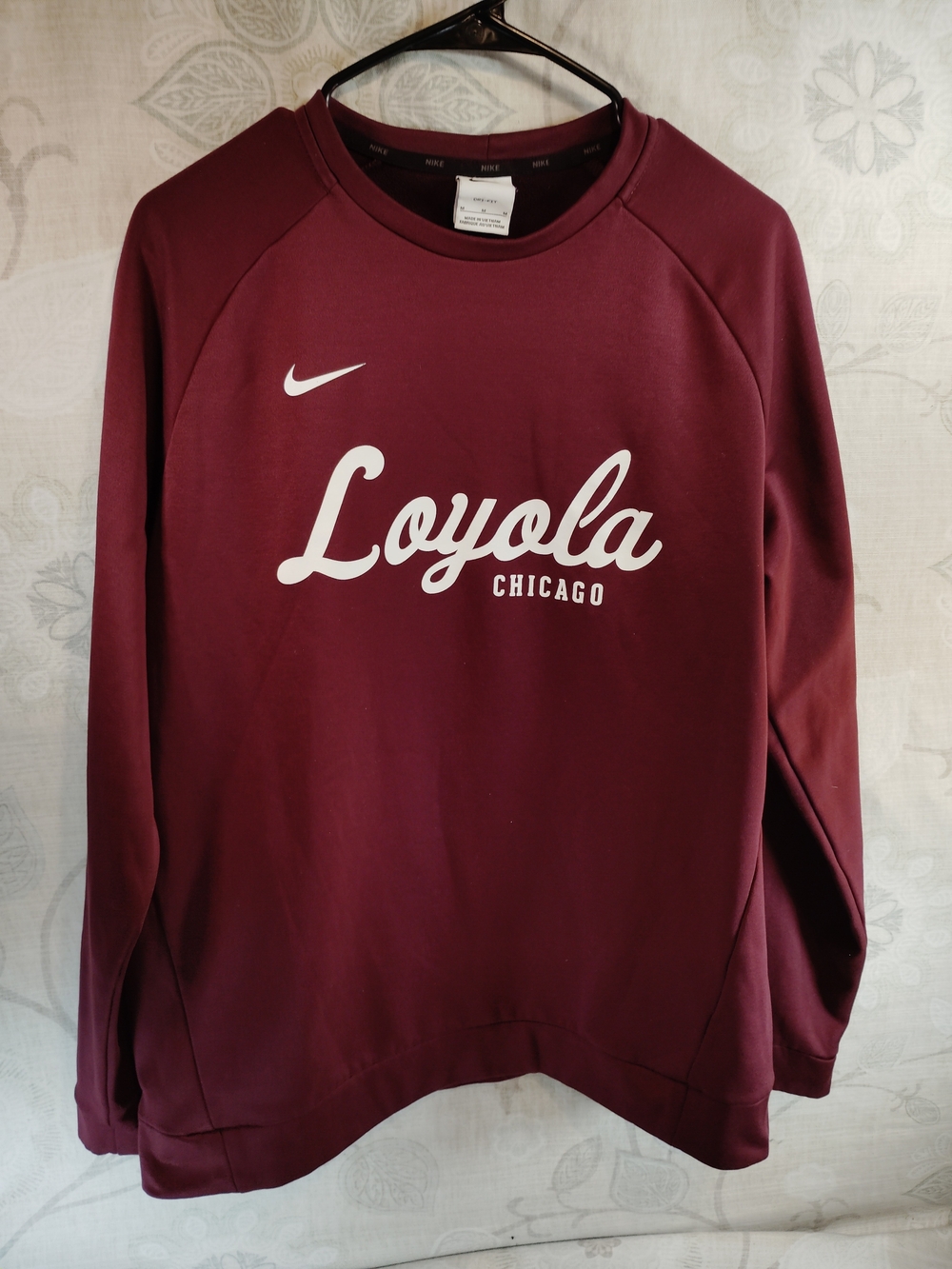 Nike Loyola Chicago Men's Maroon Crewneck Sweatshirt